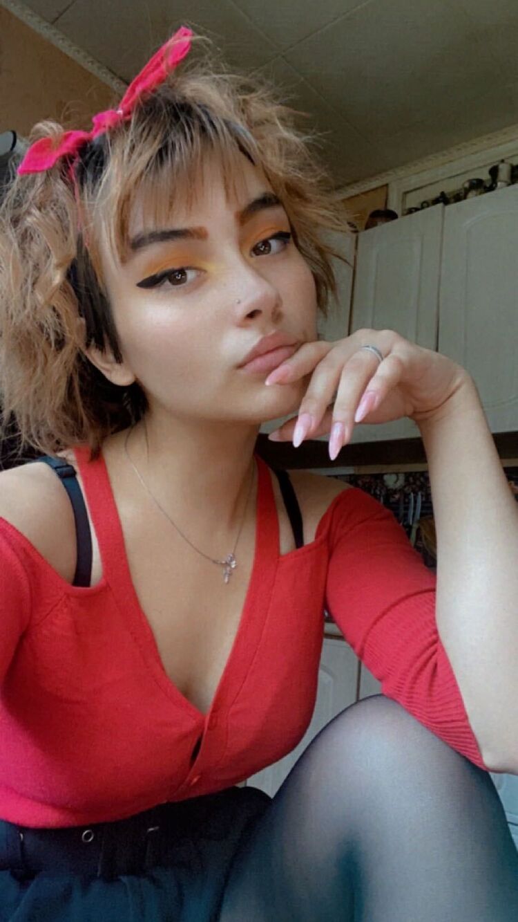  ,   Kira, 23 ,   