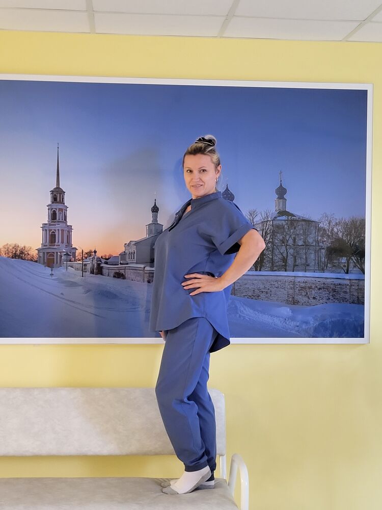  ,   Tatiana, 48 ,   c 