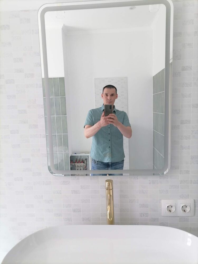  42407843  , 43 ,    