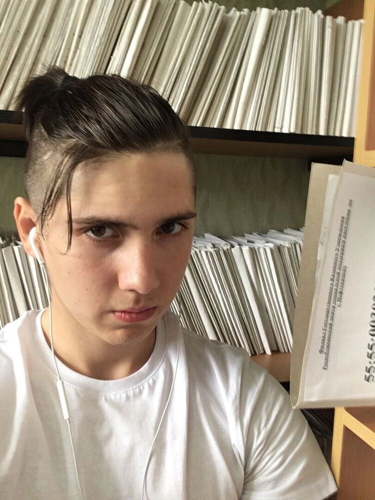 29561643  , 24 ,    