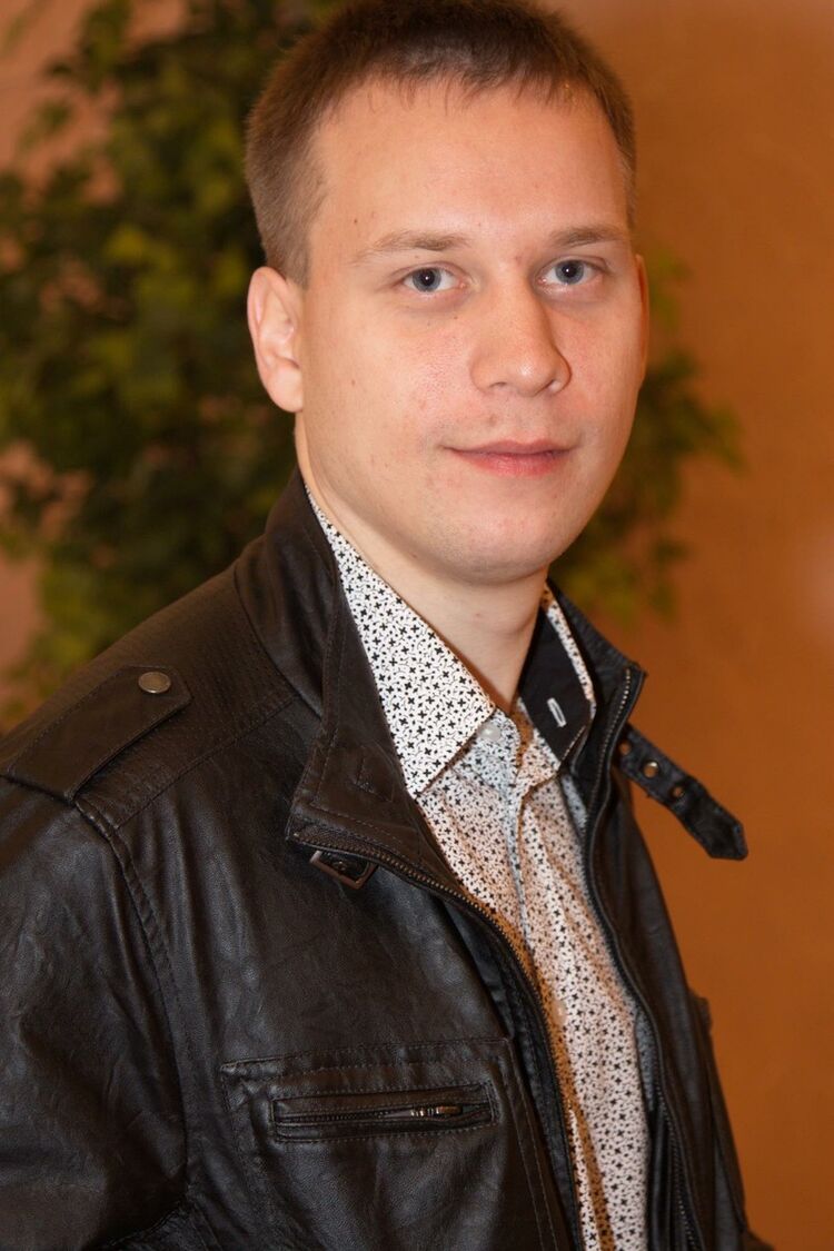  ,   Alex, 44 ,   ,   , c 