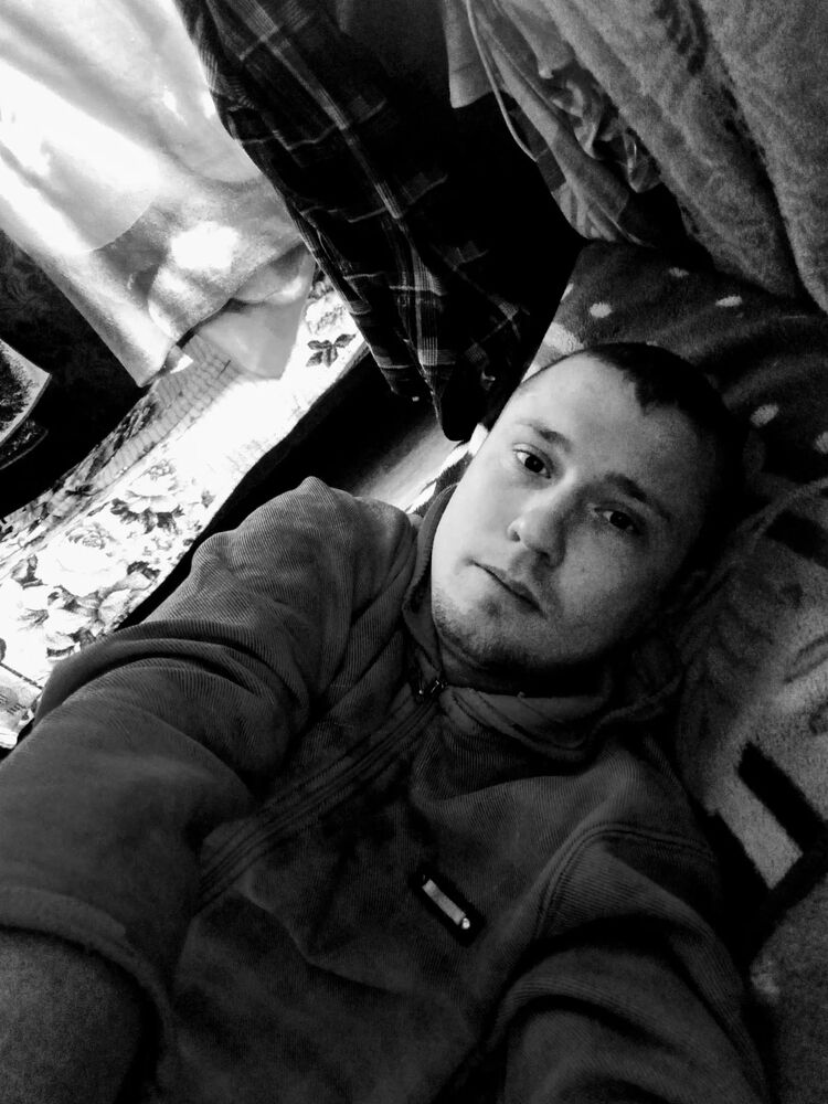  37334333  , 32 ,    