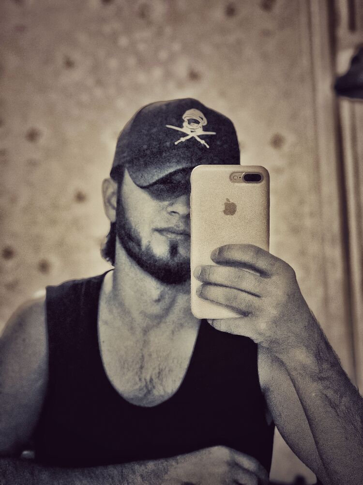  30717643  , 20 ,    