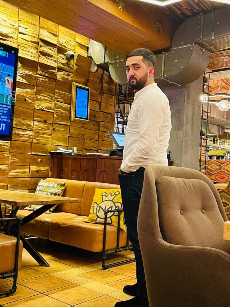  ,   Rufan, 29 ,   ,   