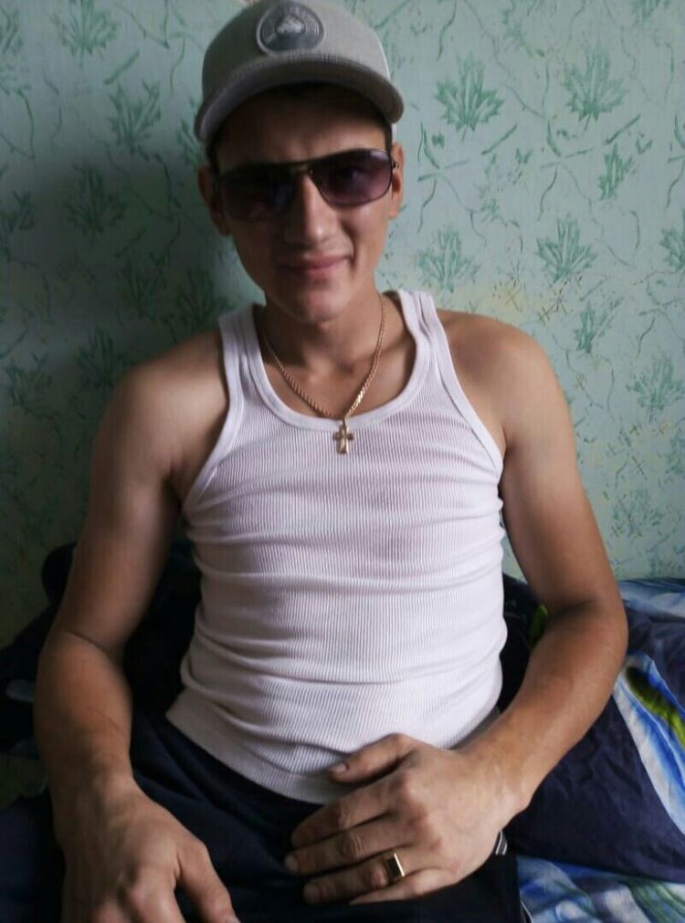  18595823  Vadim, 29 ,    