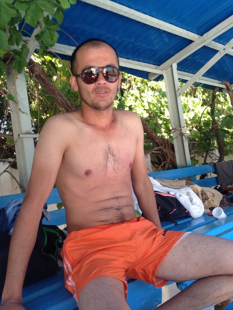  6184573  Timur, 40 ,    