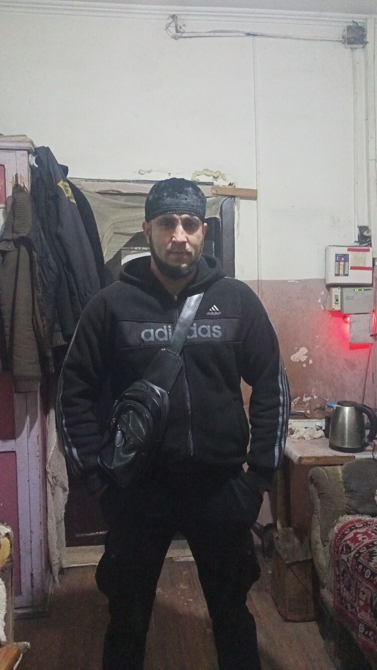  47040393  , 32 ,    
