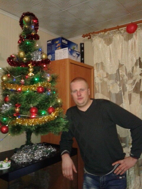  ,   Valek, 37 ,   ,   , c 