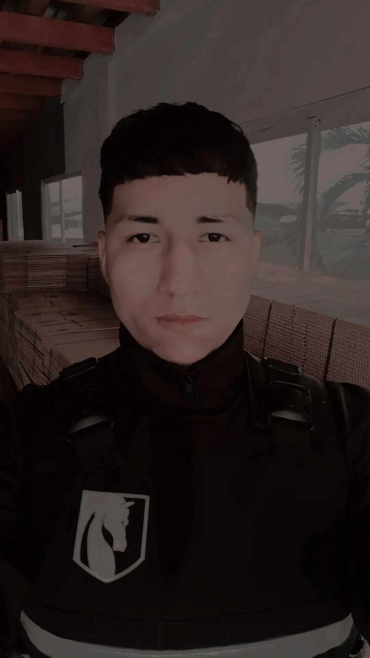  ,   Steven, 22 ,   ,   