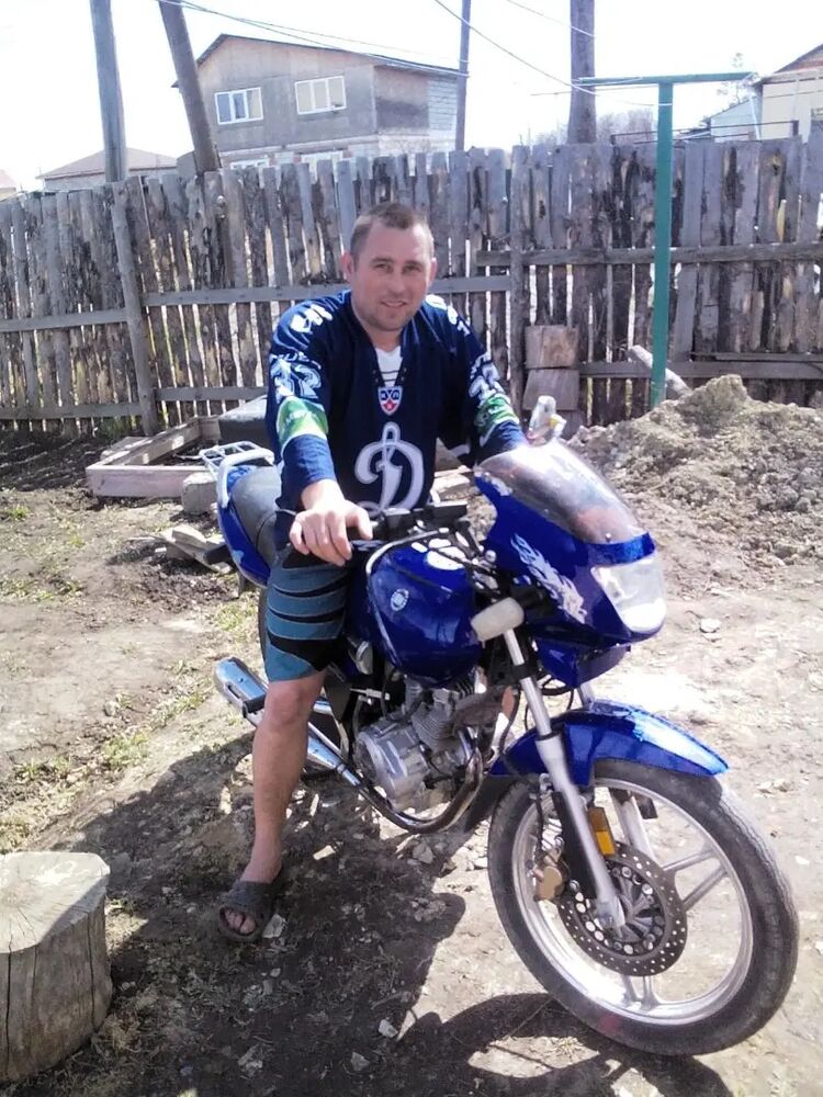  38062333  Vanya, 41 ,    