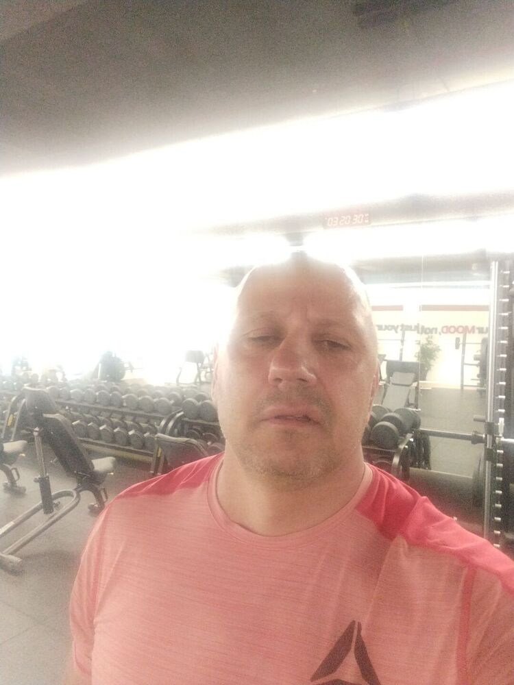  52850673  , 44 ,    