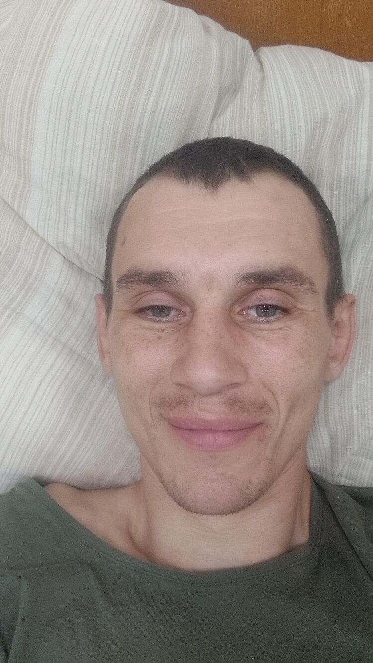  47523673  , 38 ,    