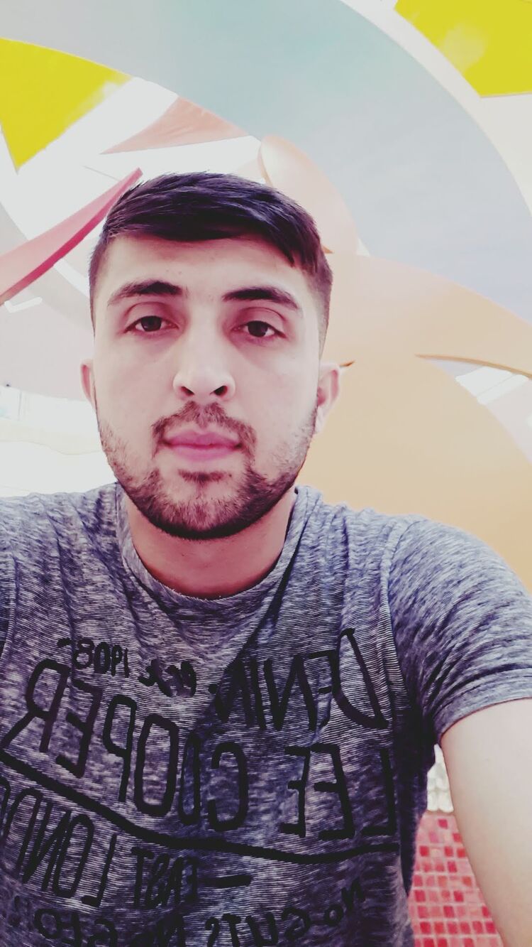  37610933  , 32 ,    
