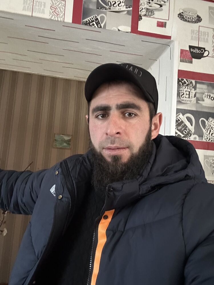  48344923  , 35 ,    