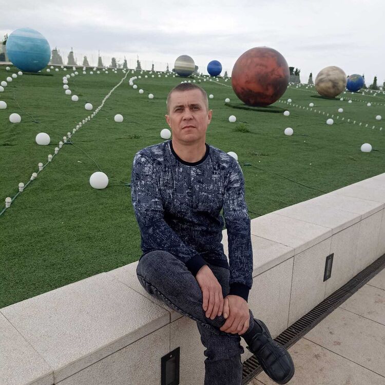  ,   Pavel, 43 ,   ,   , c , 