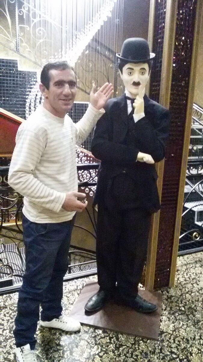  ,   Artur, 49 ,   