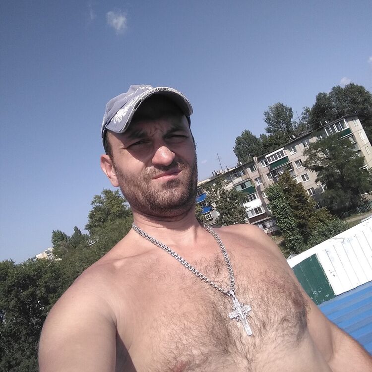  21042853  , 37 ,    