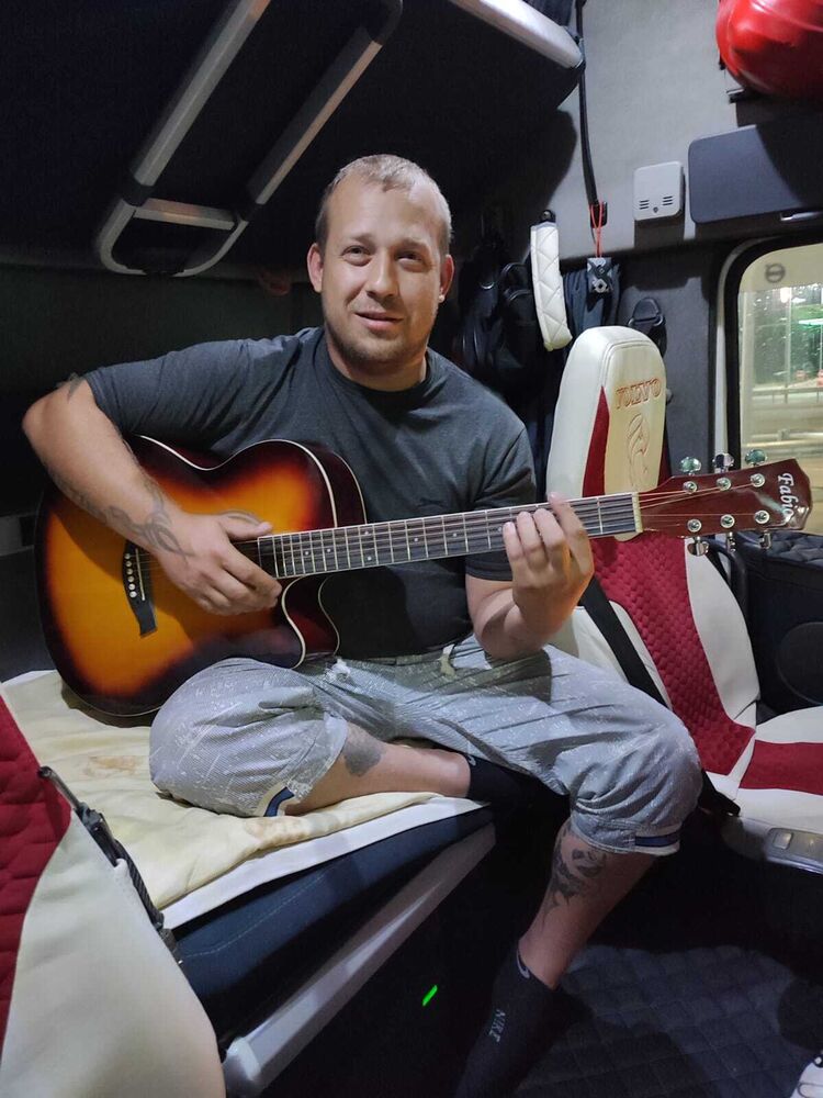  51325923  Kostja, 35 ,    Hong Kong