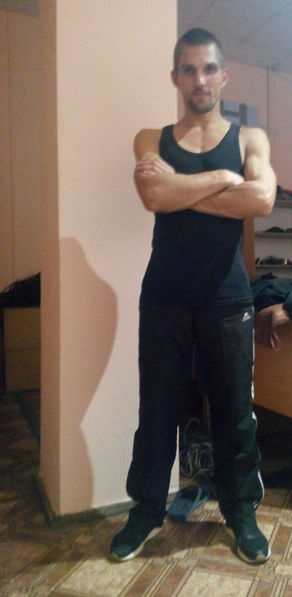  16313863  Petryxa, 34 ,    