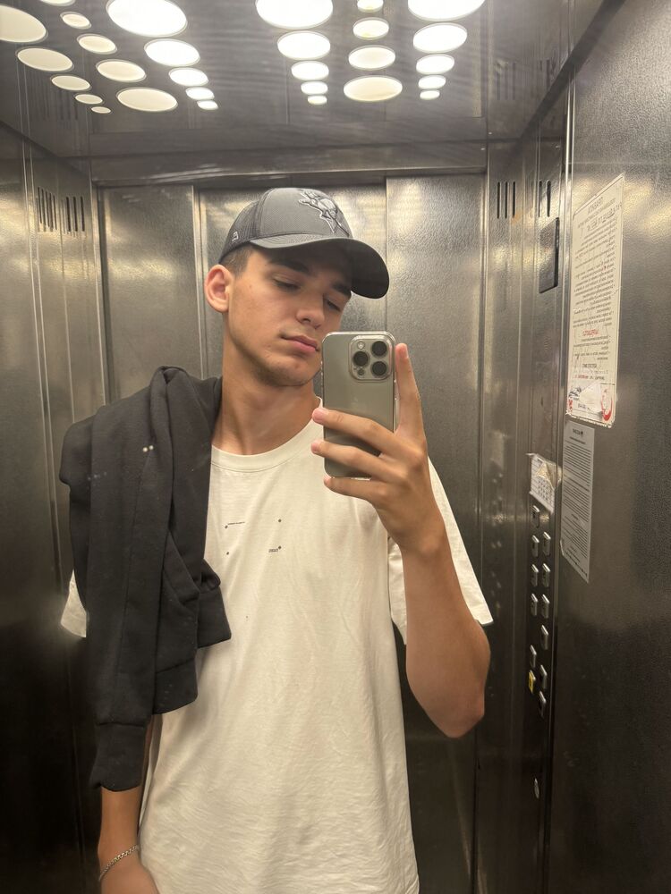  45832073  , 20 ,    