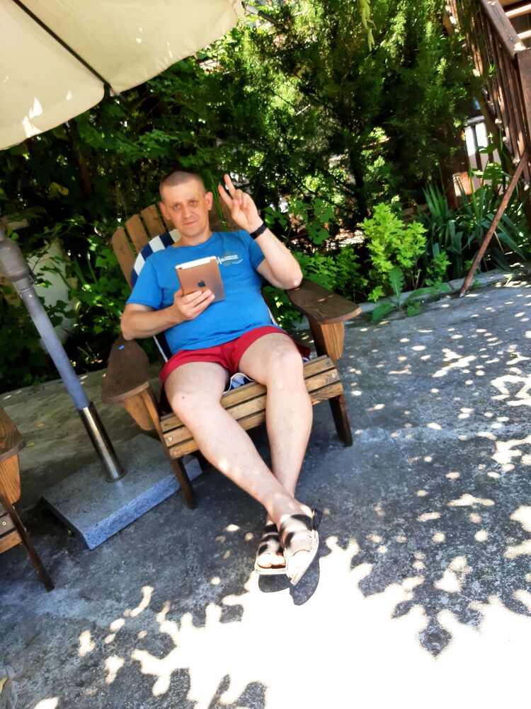  ,   Ivan, 46 ,   ,   