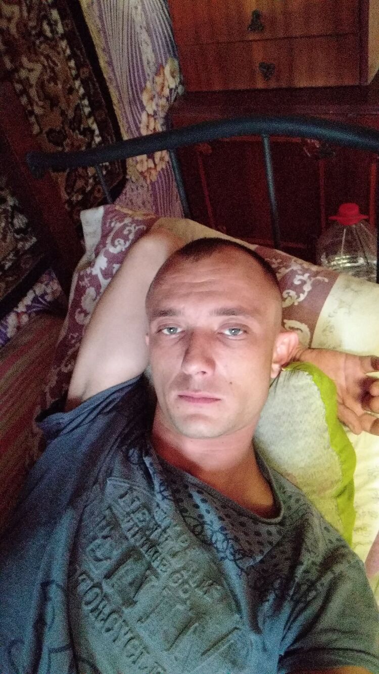  23058953  , 28 ,    