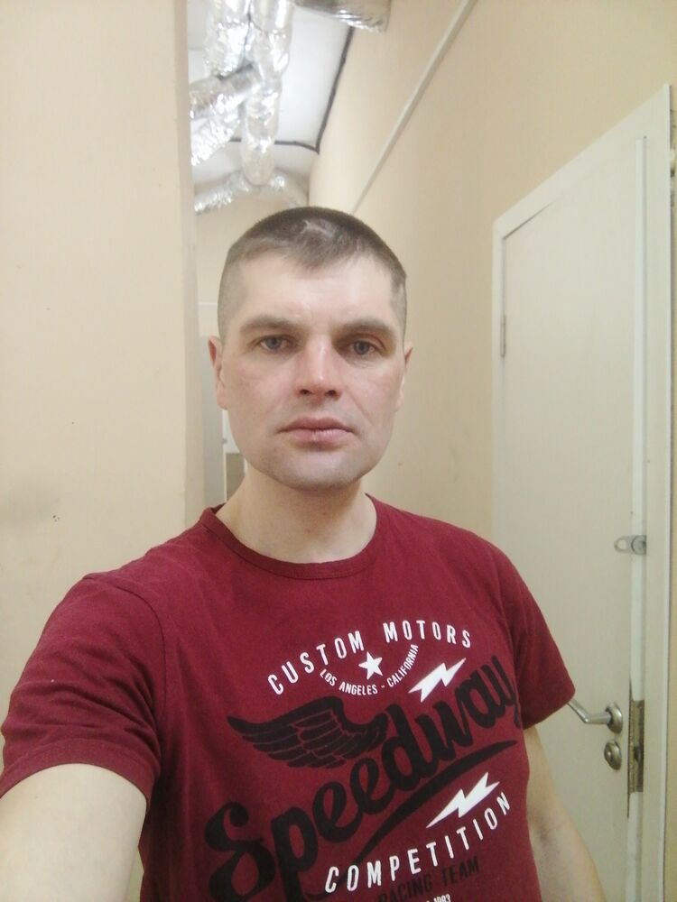  42107913  , 36 ,    