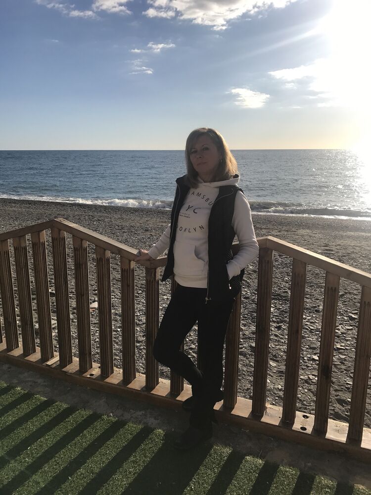  Almeria,   Tania, 49 ,   c , 