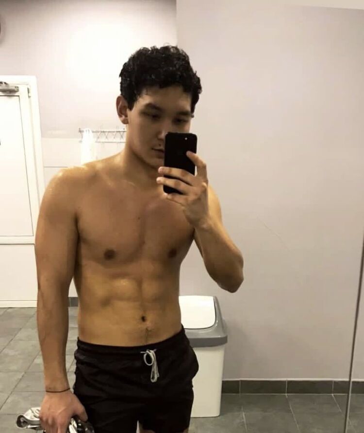  31489223  , 28 ,    -