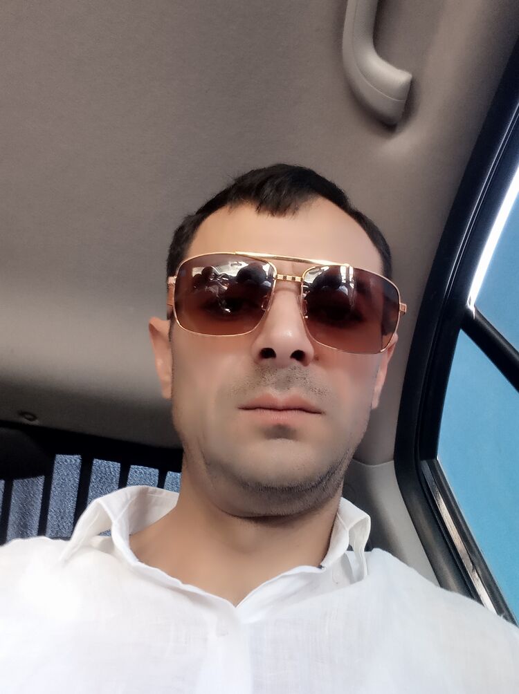  29016233  Edik, 42 ,    