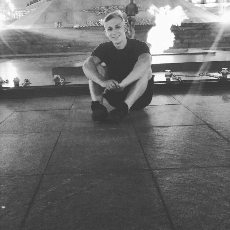  18832183  Kostya, 28 ,    