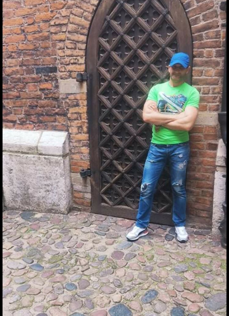  ,   , 40 ,     , c 