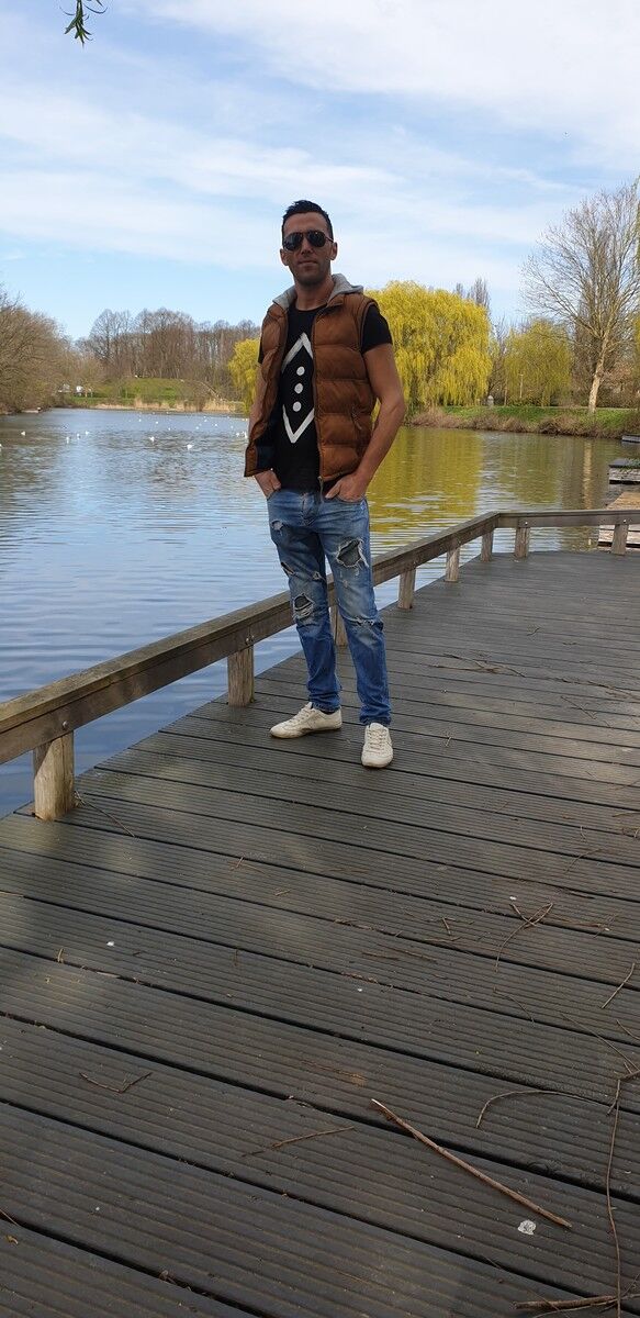  ,   Mustafa, 35 ,   ,   , c 