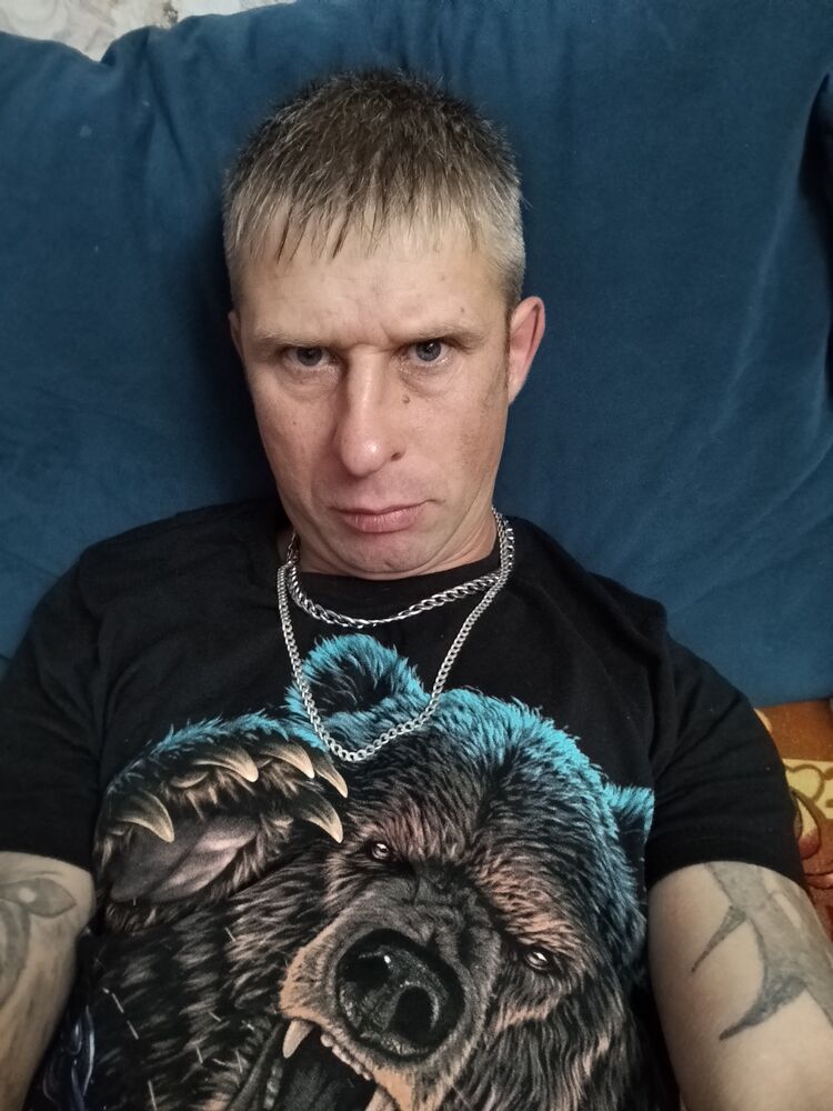  51509913  Viktor, 36 ,    