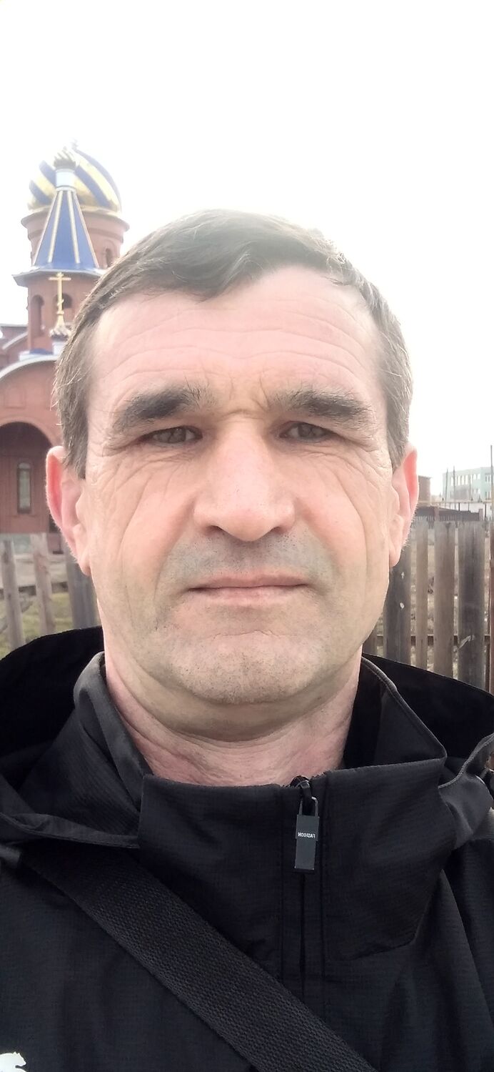  ,   Aleksandr, 48 ,     , c 