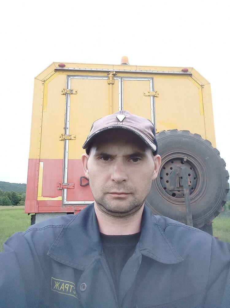  27357383  , 44 ,    