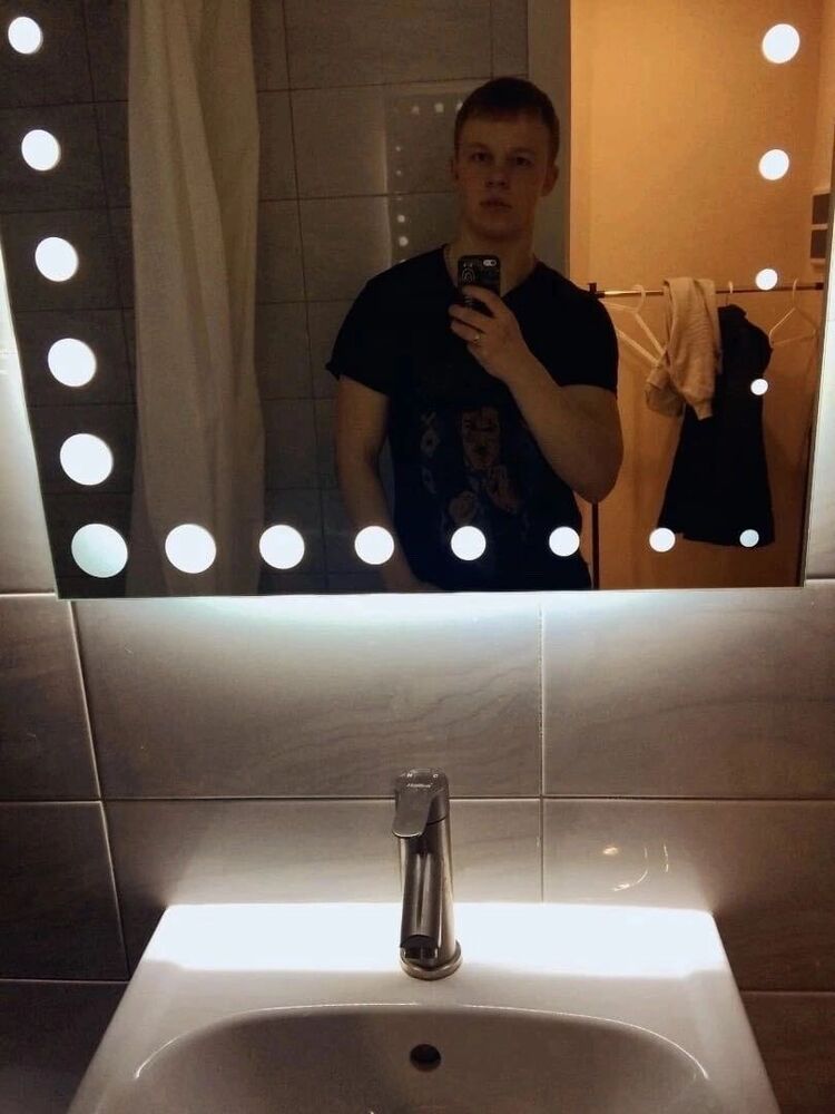  43073563  , 24 ,    
