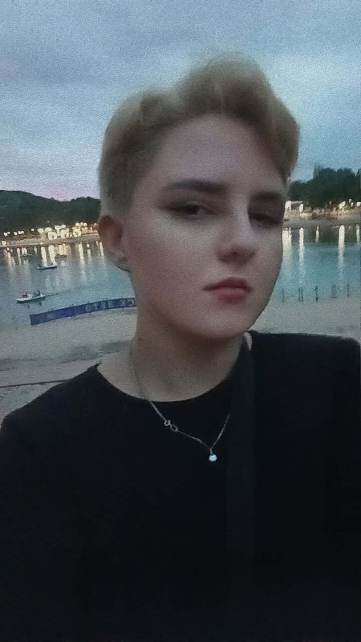  53419943  Yana, 19 ,    --