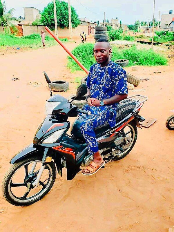 ���� 55139503 ������� ������ �����, 38 ���, ���� ���������� � Palais-Bourbon