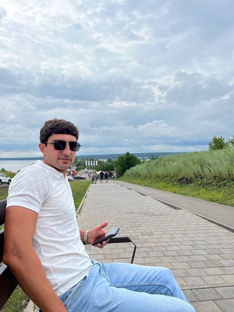  ,   Samvel, 24 ,   