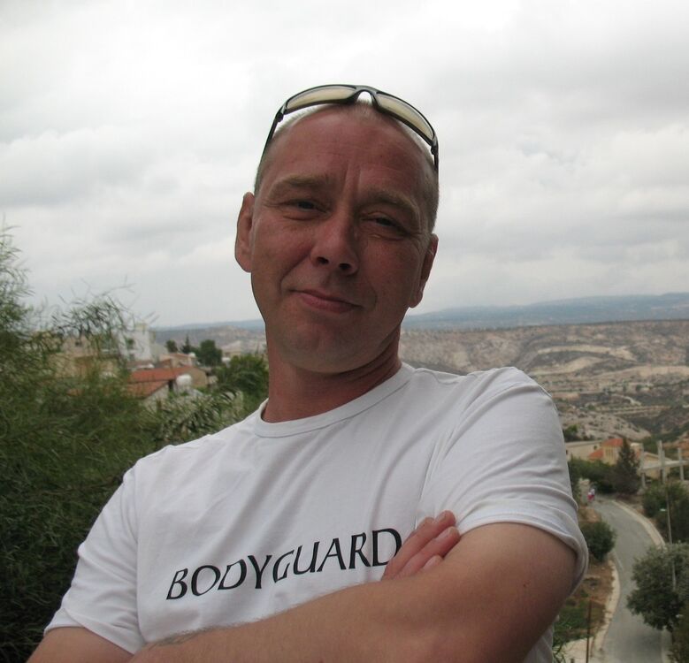  12212723  , 28 ,    -