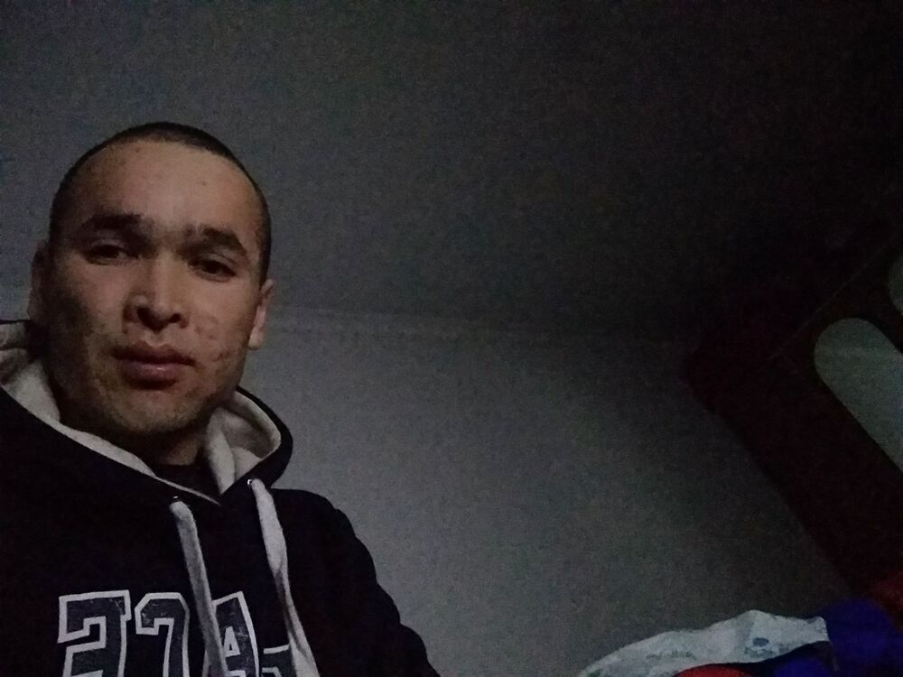  ,   SKA, 32 ,   
