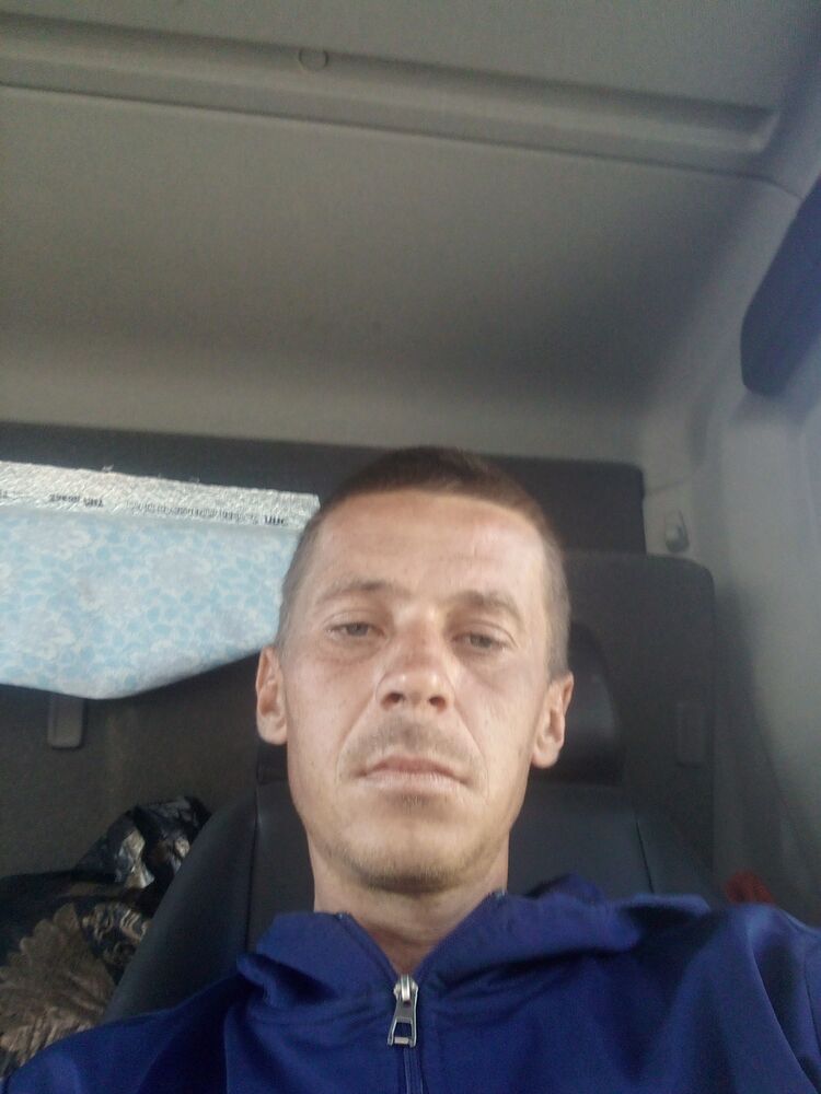  52950743  , 31 ,    