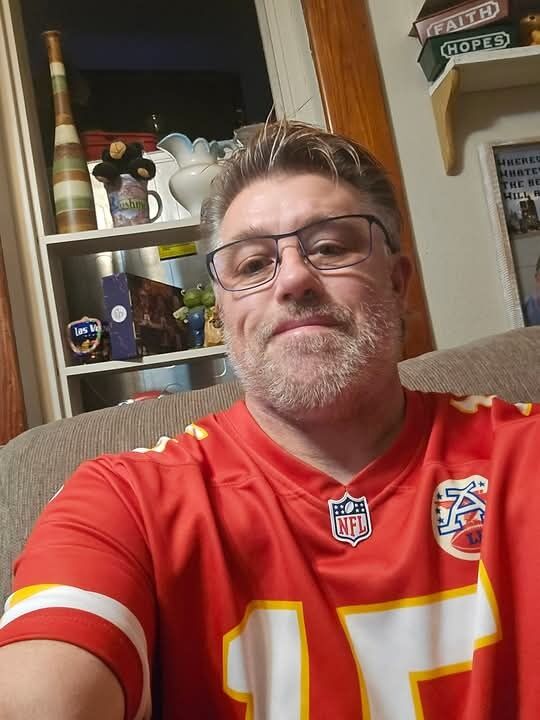  51989413   , 58 ,    Stratford