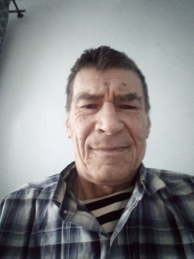  21736443  , 69 ,    