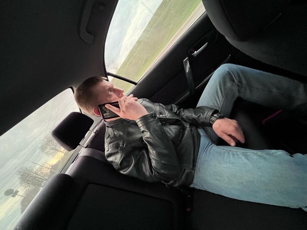  43048763  , 37 ,    