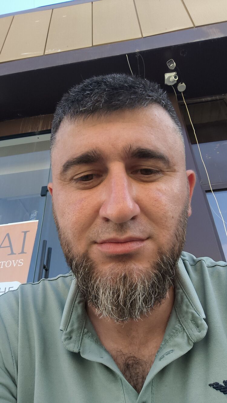  47564583  Taifun, 38 ,    