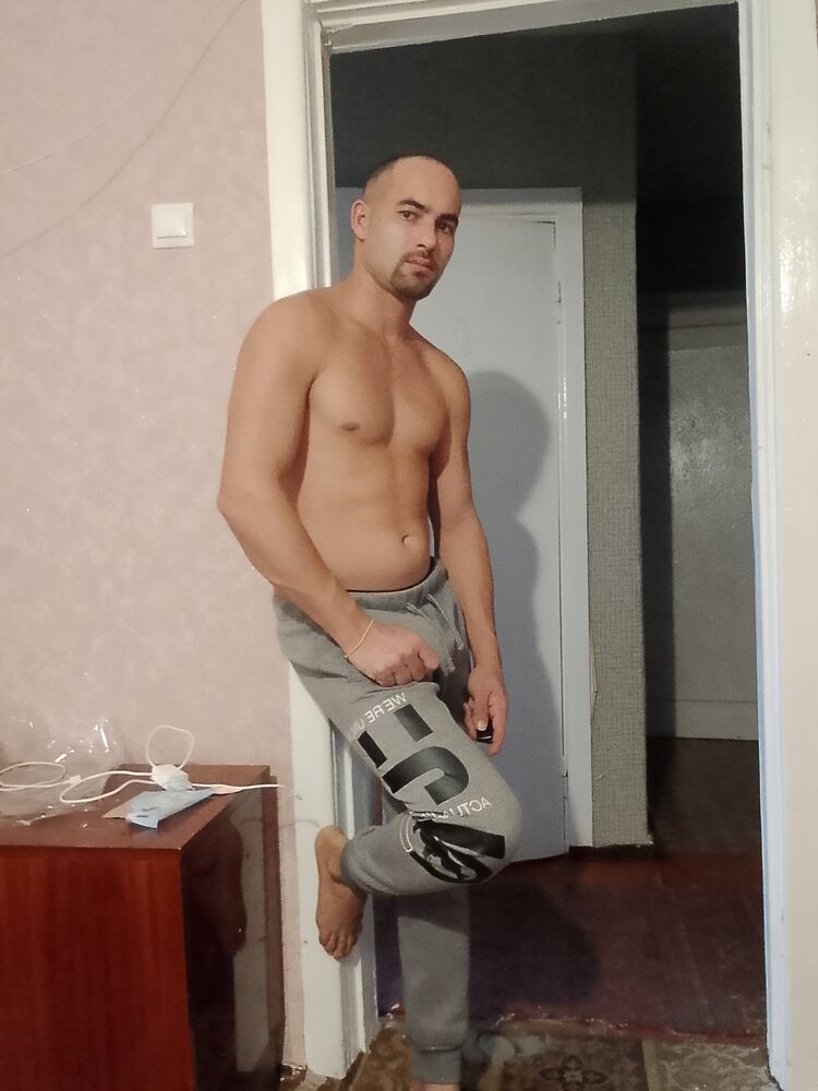  50343013  Gianni, 27 ,    