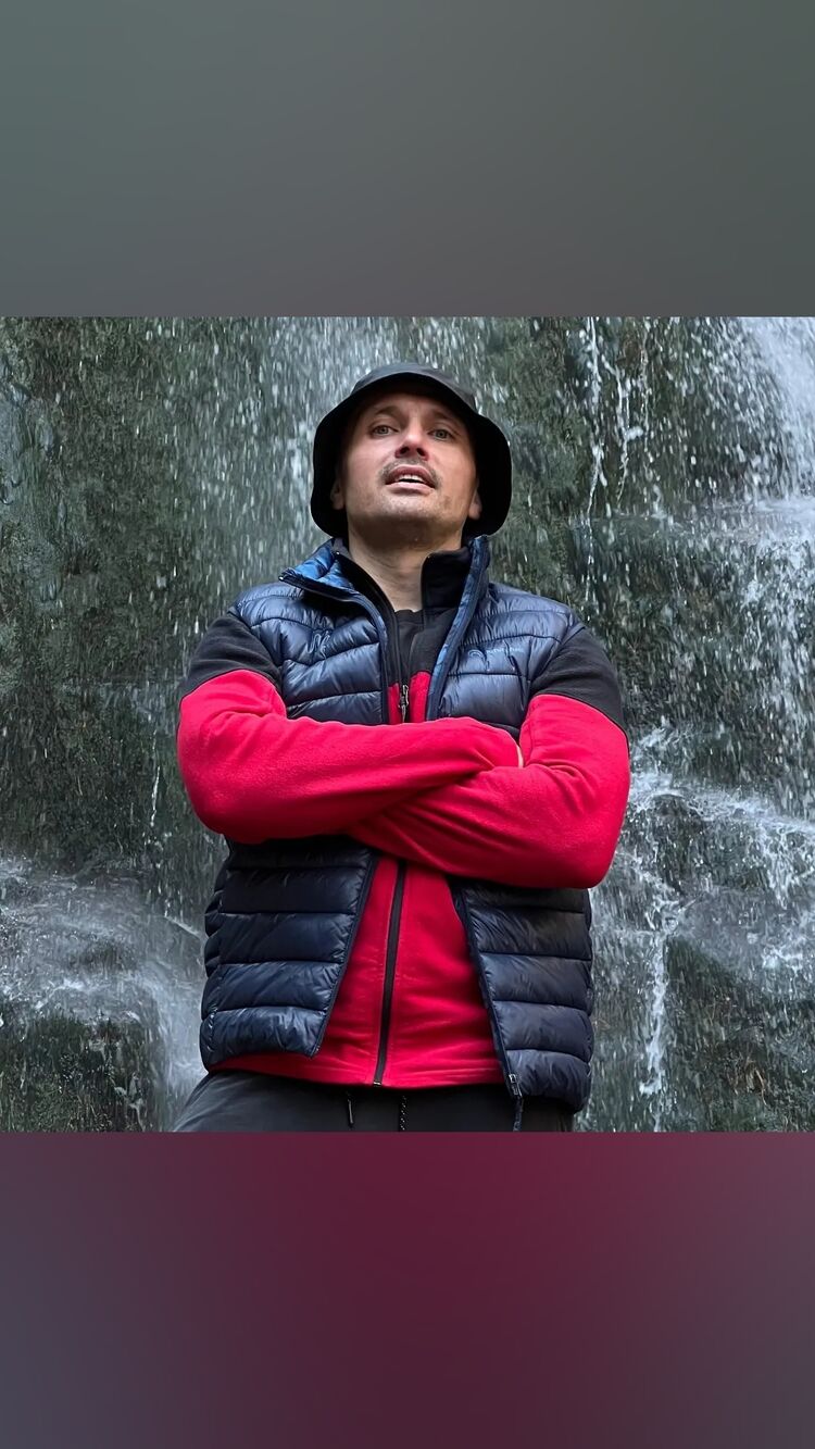  ,   Garik, 40 ,   ,   , c , 