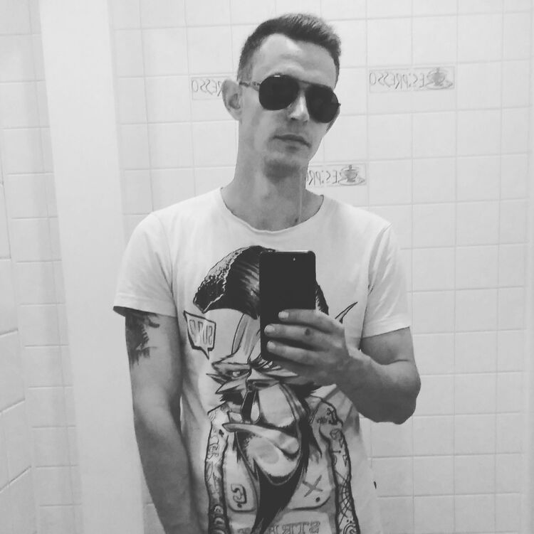 ���� 18352283 ������� ������, 30 ���, ���� ���������� � �����